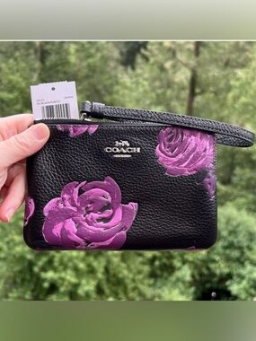 COACH Corner Zip Wristlet in Purple Rose Floral Print CCJ70 NWT AUTHENTIC
